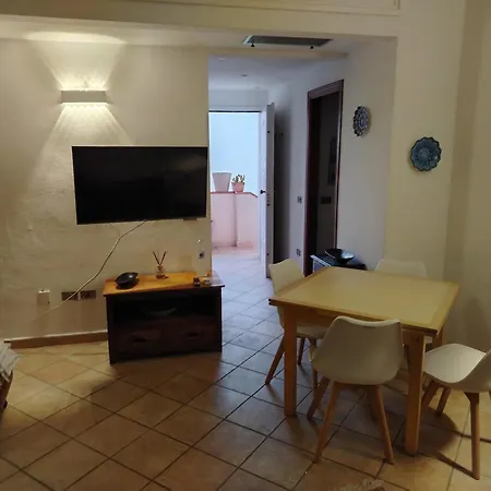Nievo Apartment *